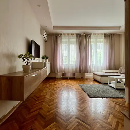 Central Apartment Close To Everything Novi Sad Exterior photo